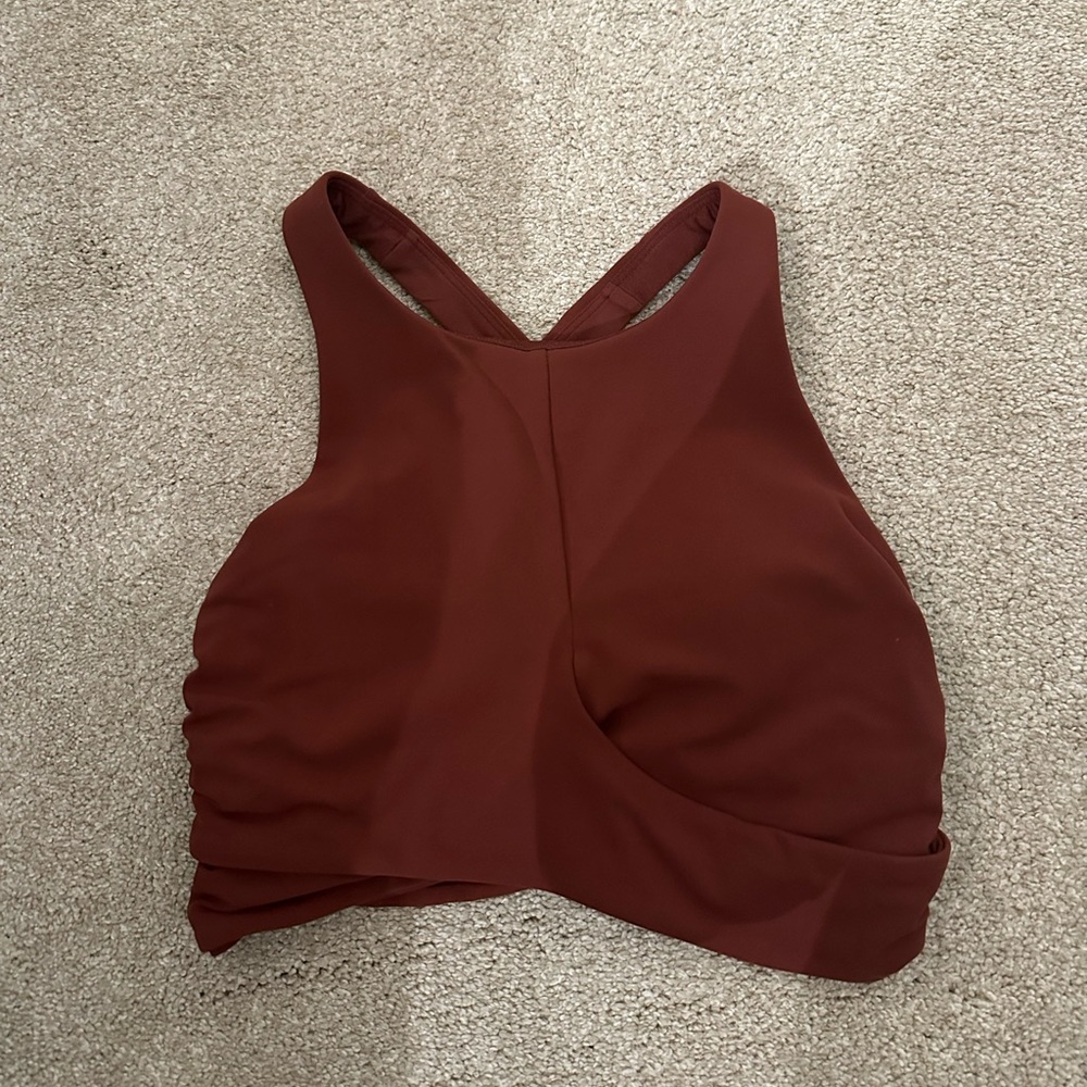 Lululemon sports Bra sz 4